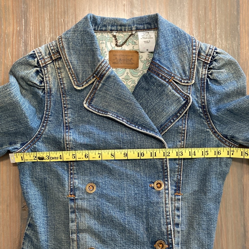 Vintage Levi Women’s Denim Notch Collar Double Breasted 2 Pocket Jacket - Medium - Picture 2 of 8